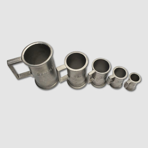 Jeu de 5 mesures de capacités obligatoires :  1cl, 2cl, 5cl, 10cl, 20 cl.